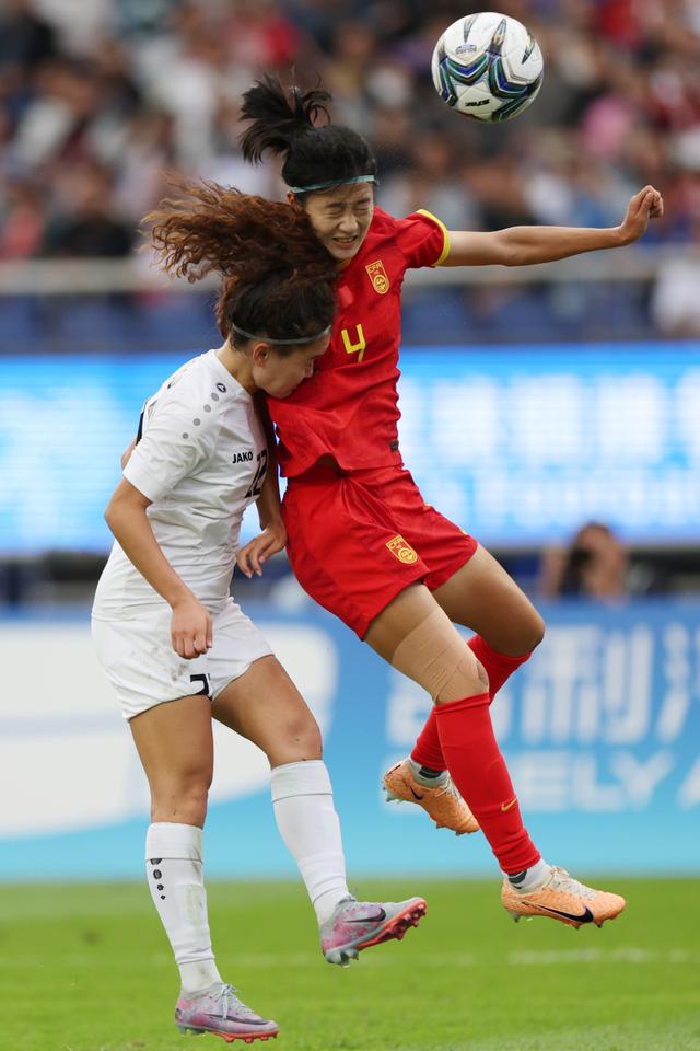 中国女足取得重要胜利，实力得到认可